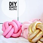 DIY-Knot-Pillows-687x1024(pp_w480_h715) - Copy
